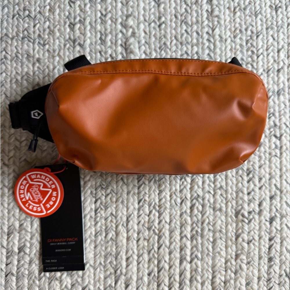Wandrd - New D1 Fanny Pack - Sedona Orange